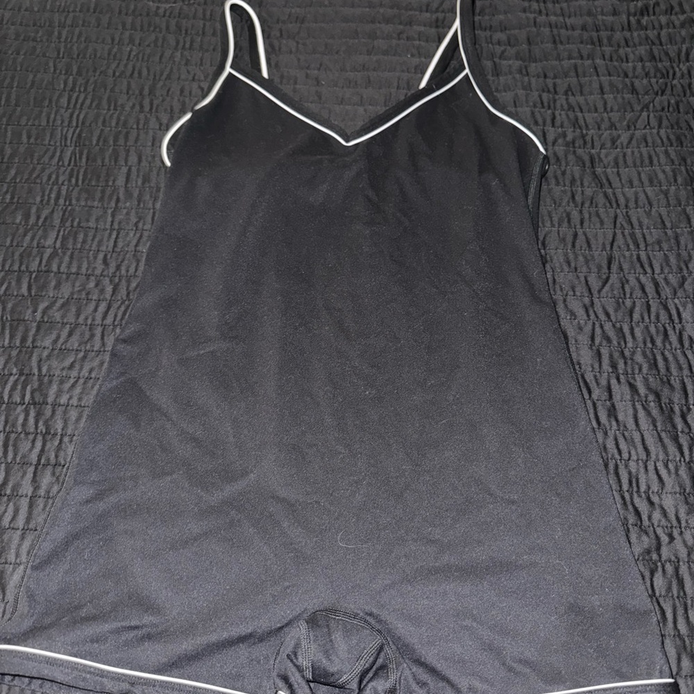 SETACTIVE onesie